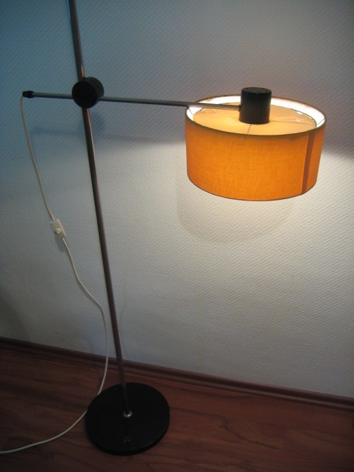 70er Stehlampe