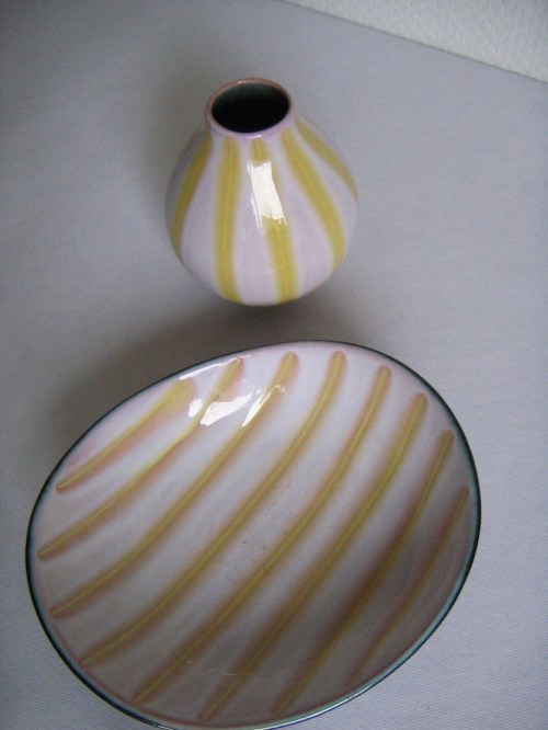 Bild 1 von 50er Schale mit Vase