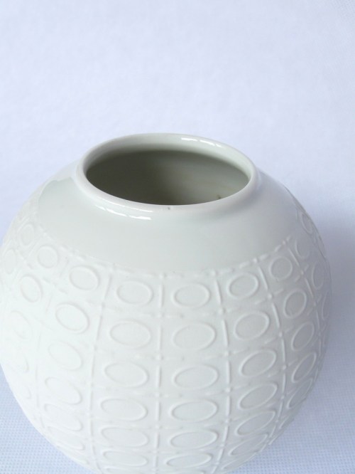 Bild 2 von 60er Biskuitporzellan Vase