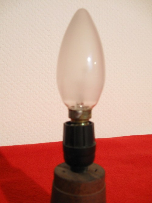 Bild 2 von 40er Tischlampe