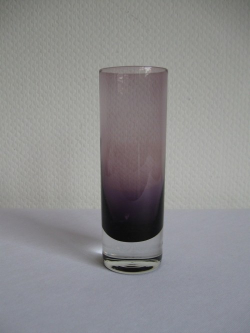 Bild 1 von 70er Glasvase Violett