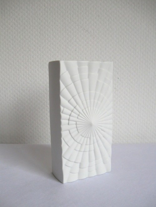 Bild 1 von Biskuitporzellan Vase