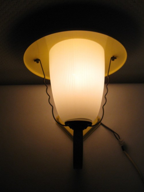 Bild 5 von 60er Außenlampe Gelb
