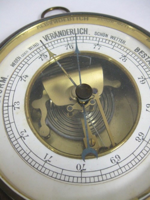 Bild 3 von Altes Barometer