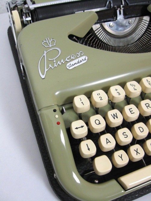 Bild 2 von Schreibmaschine Princess Standard