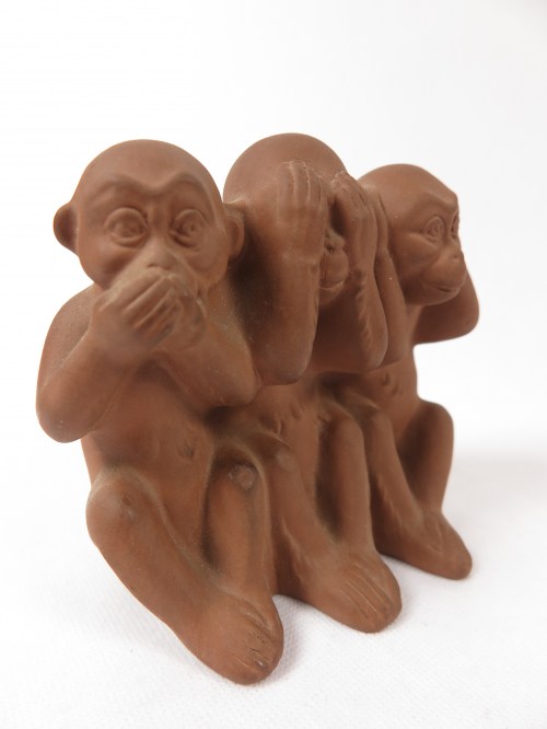 Bild 4 von Drei Affen Majolika(?)