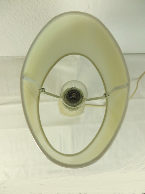 Bild 4 von 80er Tischlampe oval