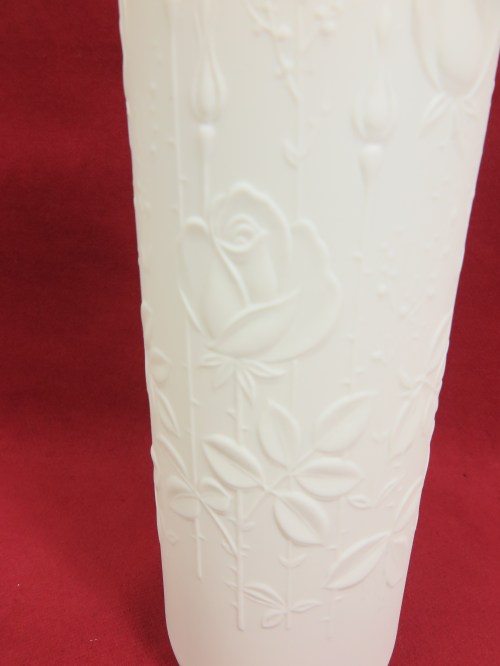 Bild 2 von 60er Vase Bisquitporzellan