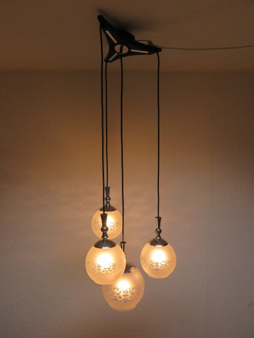 Bild 7 von 70er Kaskaden Lampe mit 4 Glaskugeln