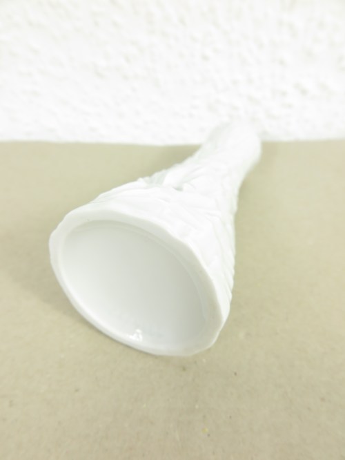 Bild 4 von 70er kleine Porzellan Vase Weiß