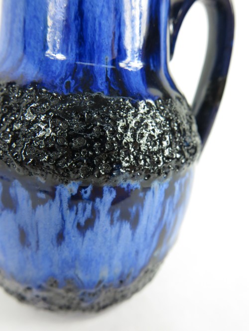 Bild 5 von 70er Keramik Henkel Vase Blau-Schwarz