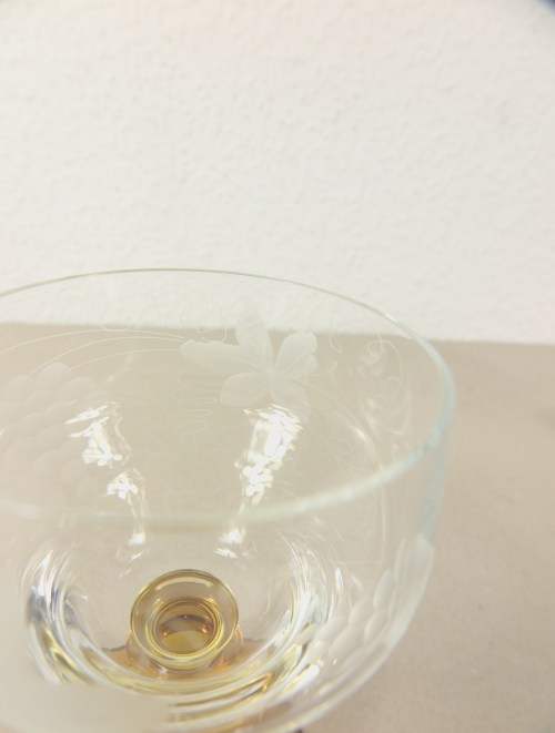 Bild 6 von 70er Weinrömer, braunes Glas mit Schliff