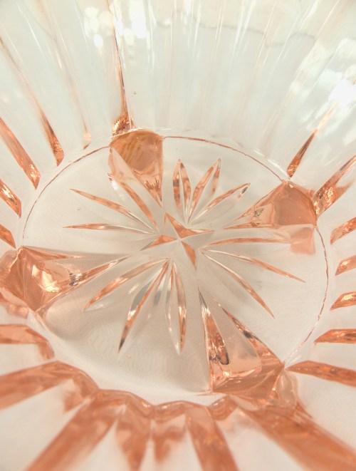 Bild 3 von 30er Obstschale, Glasschale, Pressglas Lachsrosa