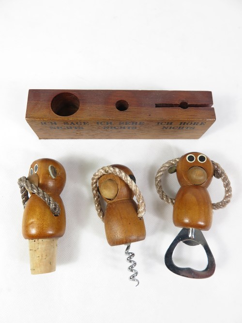 Bild 3 von 70er Barset, Flaschenöffner Holz, Affen