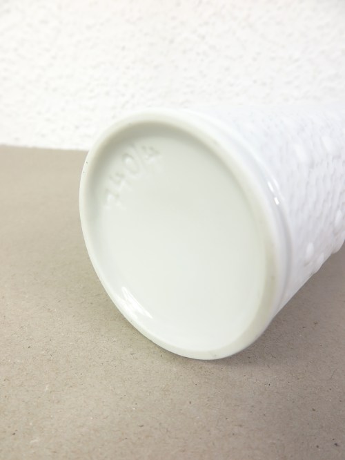 Bild 4 von 70er Bisquitporzellan Vase weiß