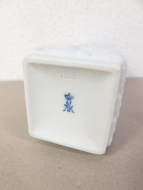 Bild 5 von 70er Bisquitporzellan Vase, Fosilienvase, AK Kaiser Vase eckig Martin Freyer weiß