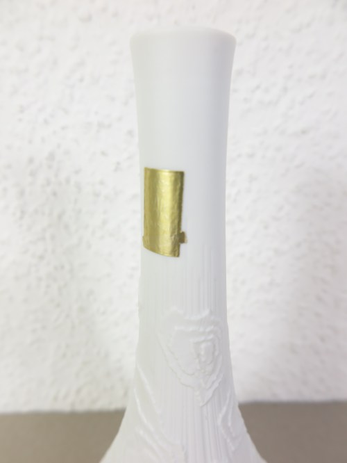 Bild 3 von 70er Bisquitporzellan Vase, AK Kaiser Reliefvase