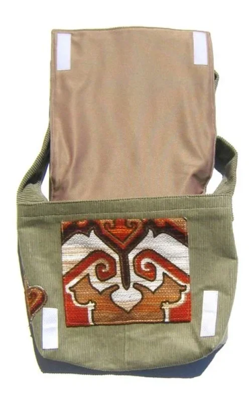 Bild 2 von Kleine Tasche