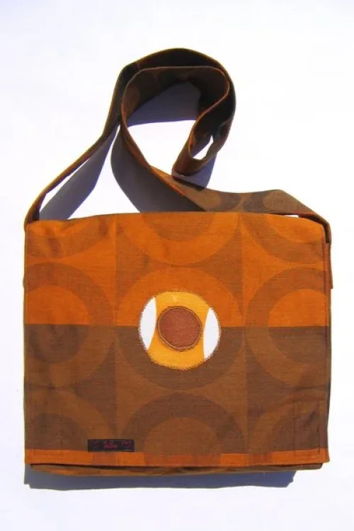 Große Tasche