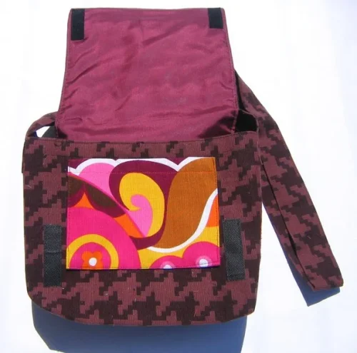 Bild 2 von Kleine Tasche