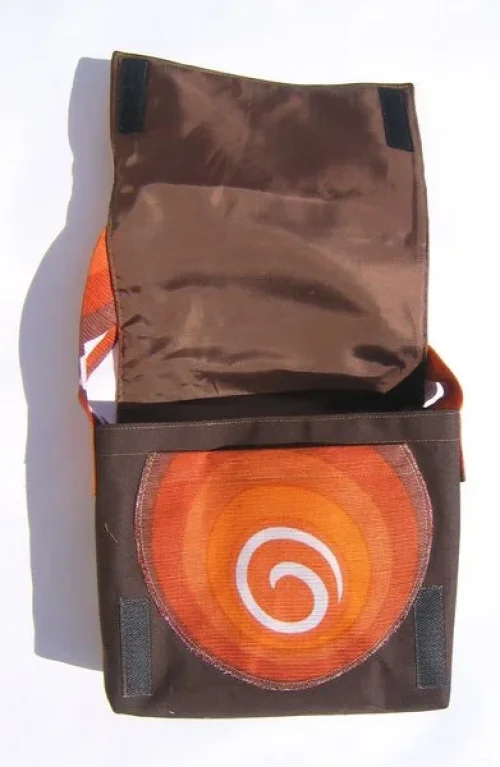 Bild 2 von Kleine Tasche
