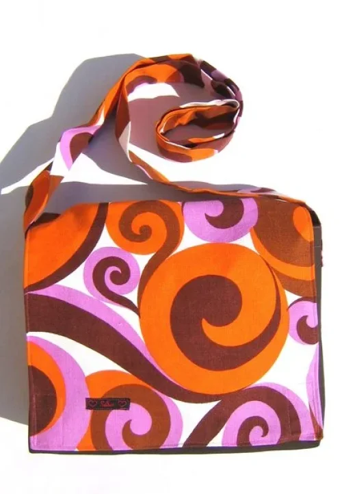 Große Tasche