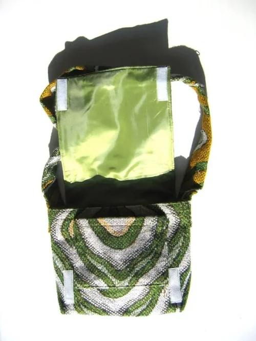 Bild 2 von Kleine Tasche
