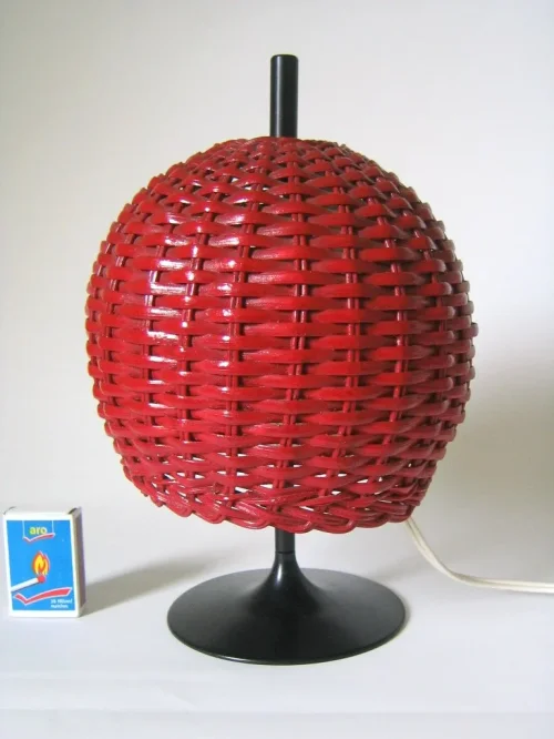 Bild 1 von Vitra Tischleute