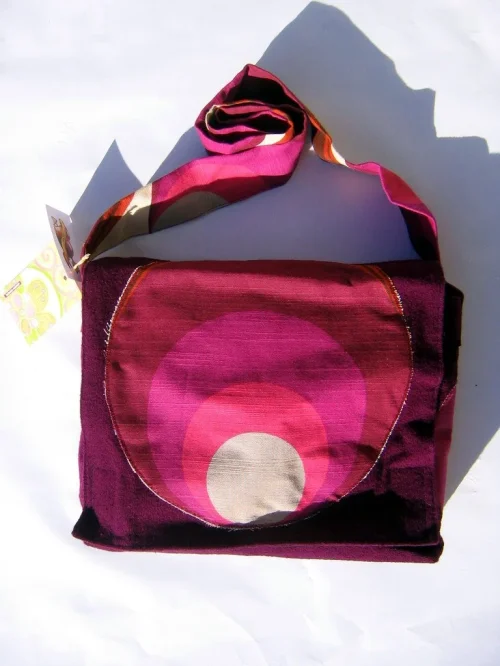 Große Tasche
