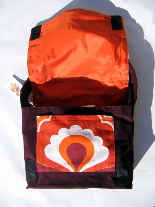 Bild 3 von Große Tasche