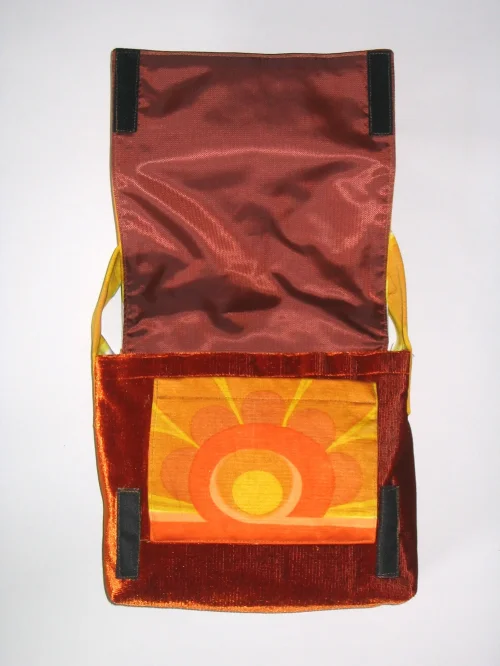Bild 3 von Kleine Tasche