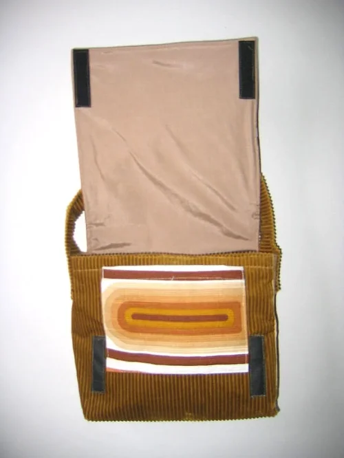 Bild 2 von Kleine Tasche