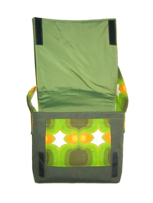 Bild 2 von Kleine Tasche