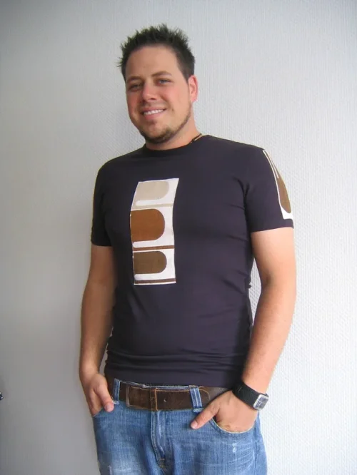 Bild 2 von Herrenshirt L