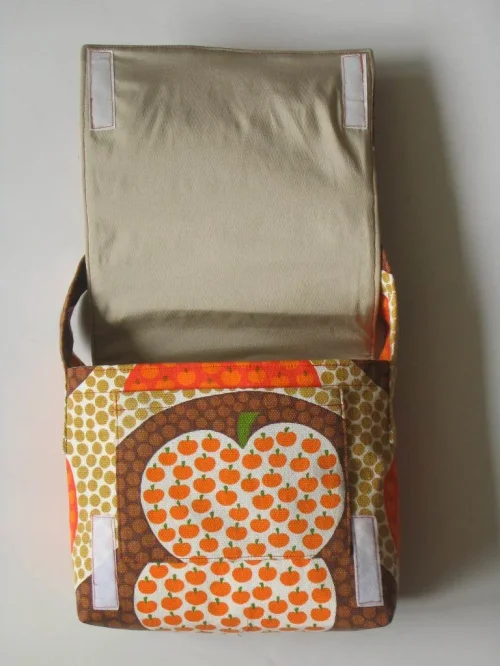 Bild 2 von Kleine Tasche