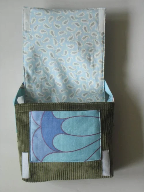 Bild 2 von Kleine Tasche