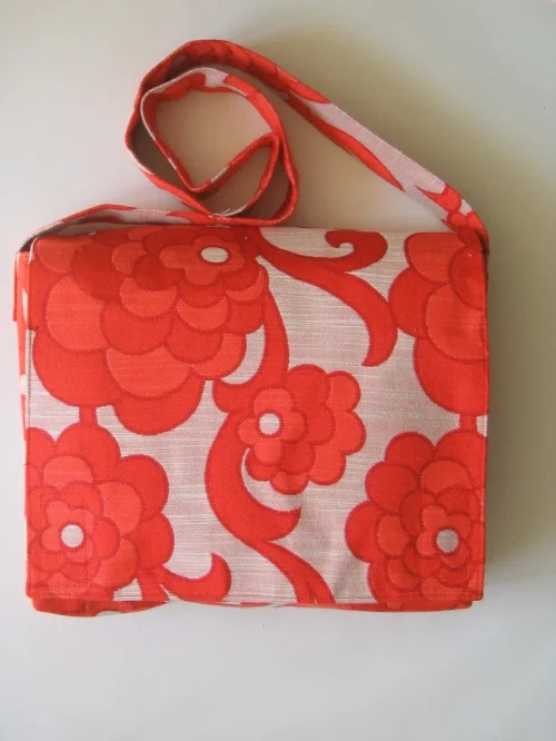 Große Tasche