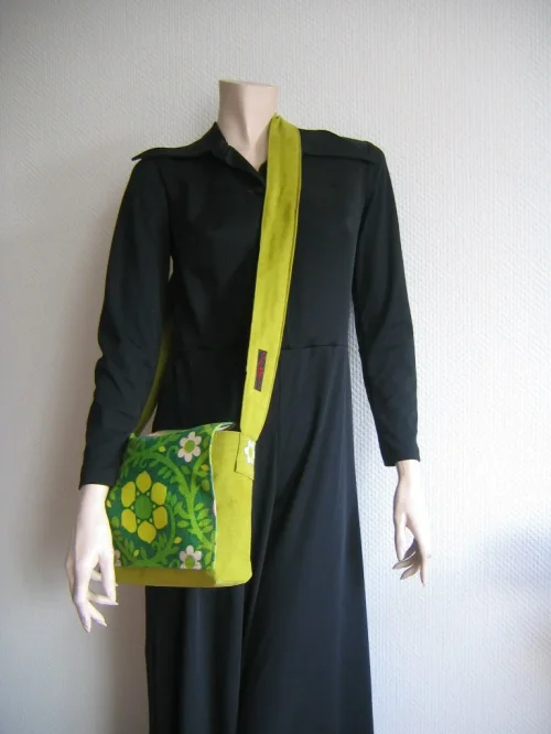 Bild 3 von Kleine Tasche