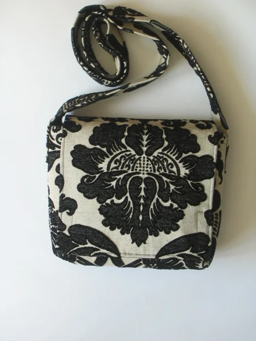 Kleine Tasche