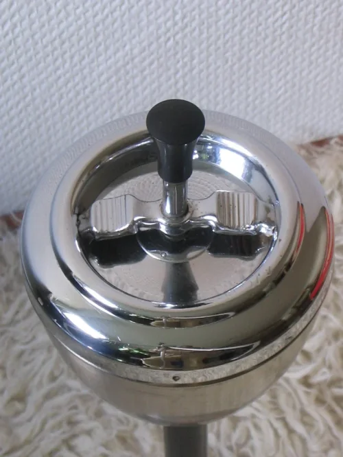 Bild 3 von 60er Ascher