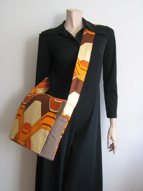 Bild 4 von Große Tasche