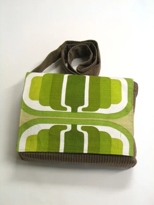 Große Tasche