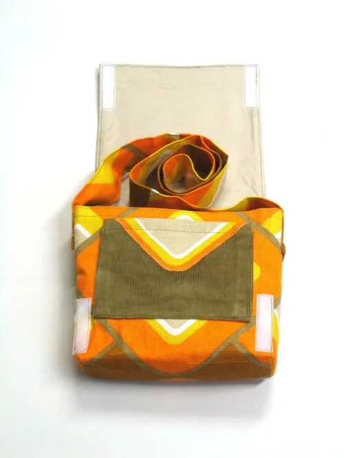 Bild 2 von Kleine Tasche