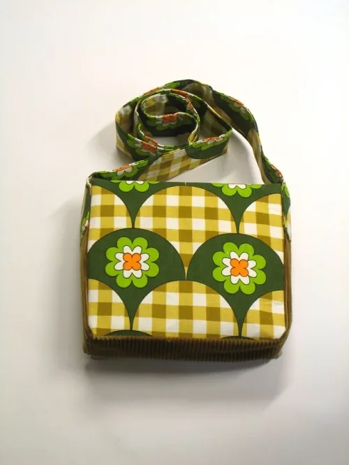 Bild 3 von Kleine Tasche