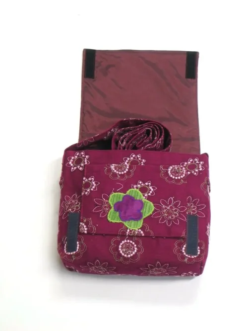 Bild 2 von Kleine Tasche