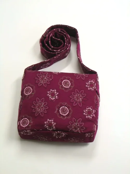 Bild 3 von Kleine Tasche