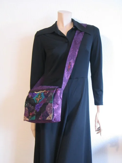 Bild 4 von Kleine Tasche