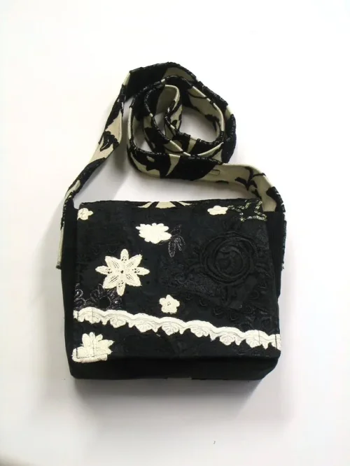 Kleine Tasche