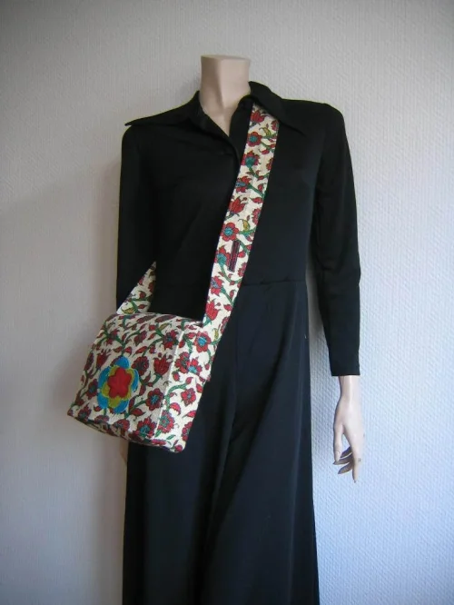 Bild 4 von Kleine Tasche