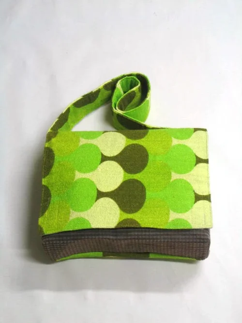 Große Tasche
